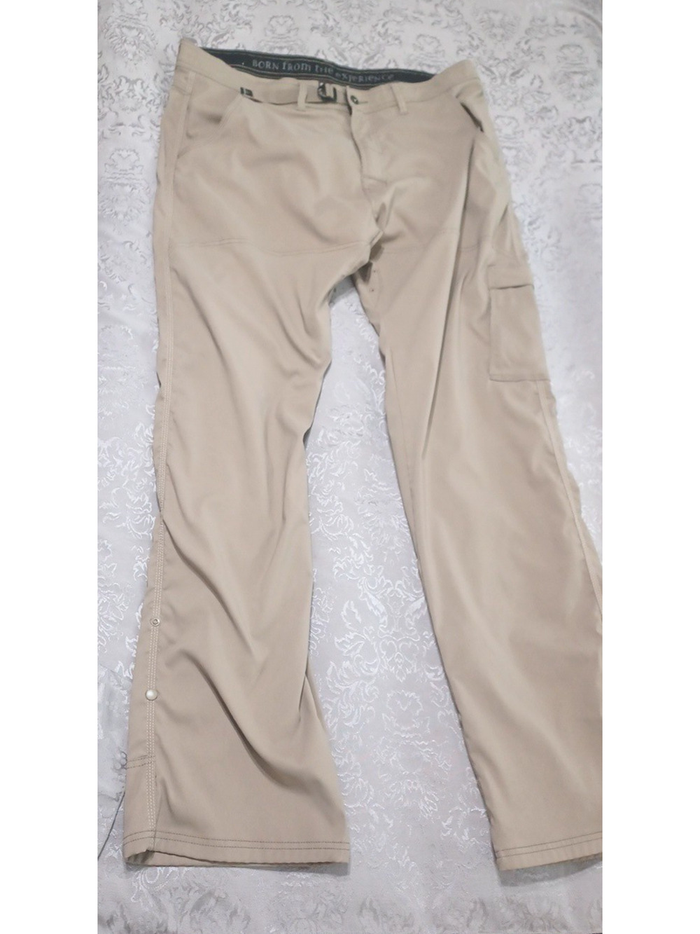 Prana Mens Hiking Pants Sz 42x36 Beige Stretch Roll Up Pockets Travel Outdoor